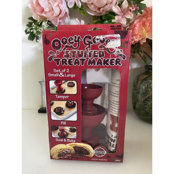 Norpro Ooey Gooey Stuffed Cookie Cutter Treat Bon Bon‎ Candy Maker Set of 2 NIB - Picture 1 of 16